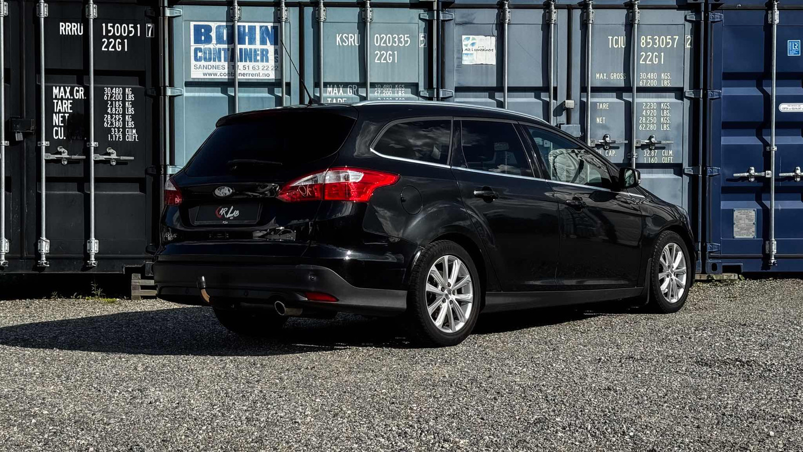 Ford Focus 2.0L/140HK/Titanium/Individual/Lane-As/Navi/Skinn/krok+ 3