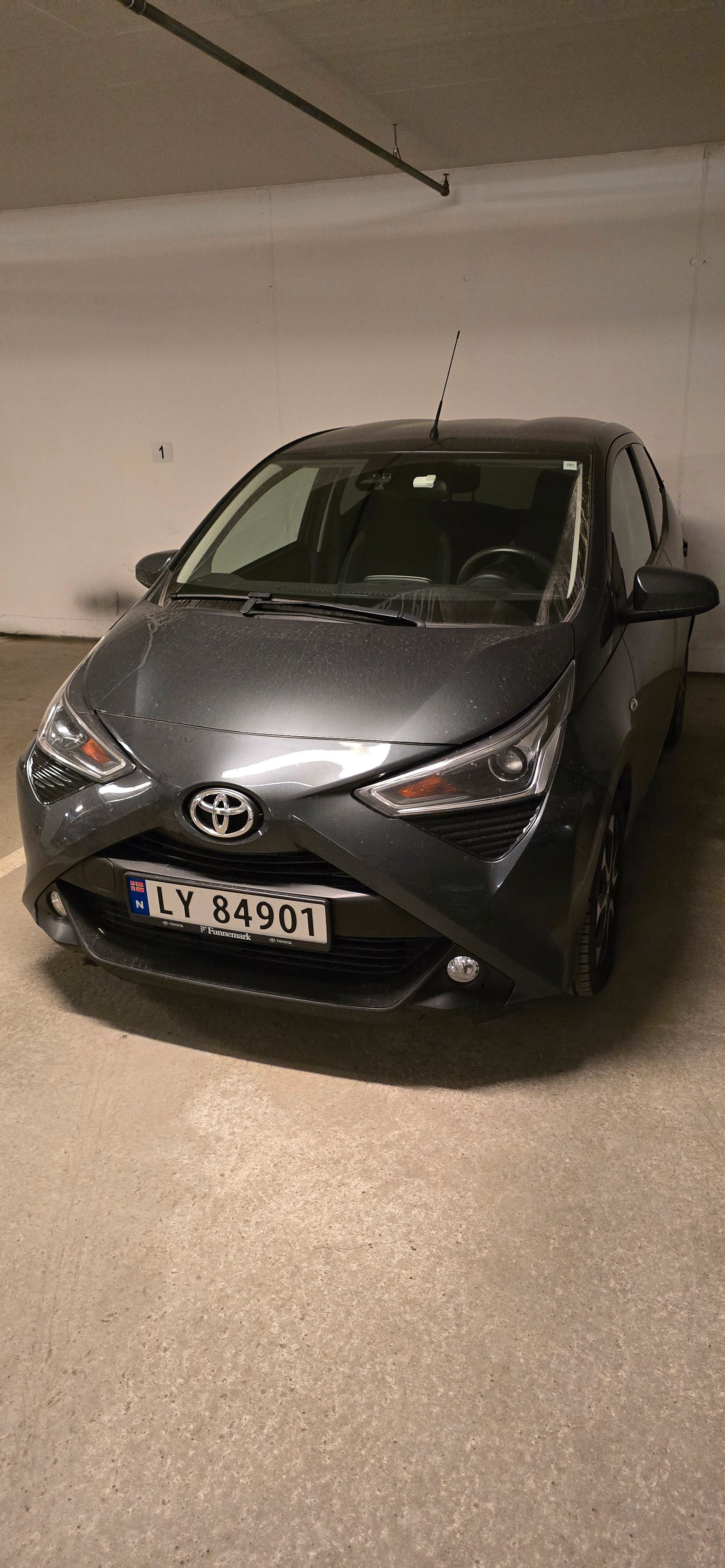 Toyota Aygo x-play+ 1.0