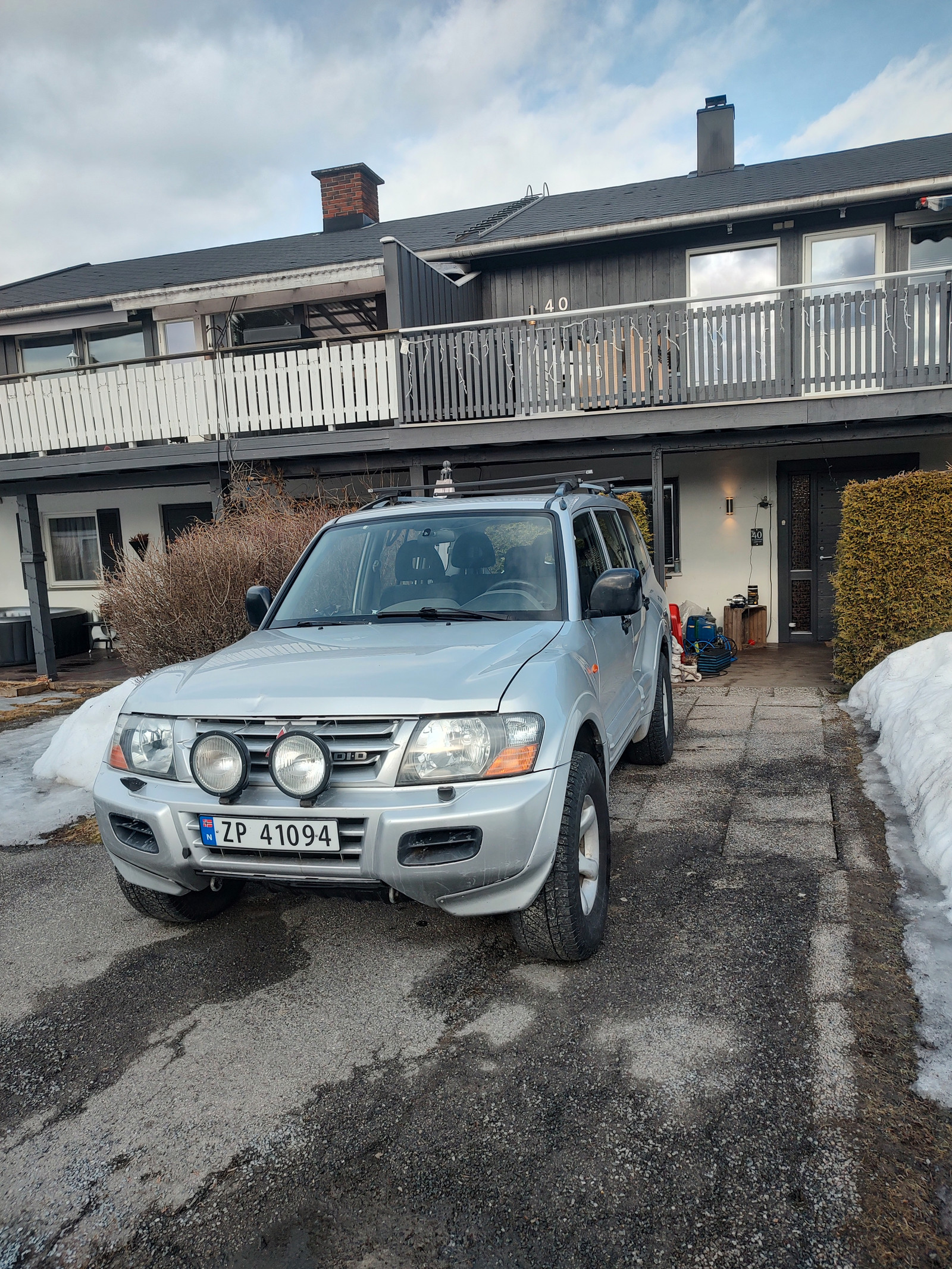 Mitsubishi Pajero 3,2 DI-D GLX 2