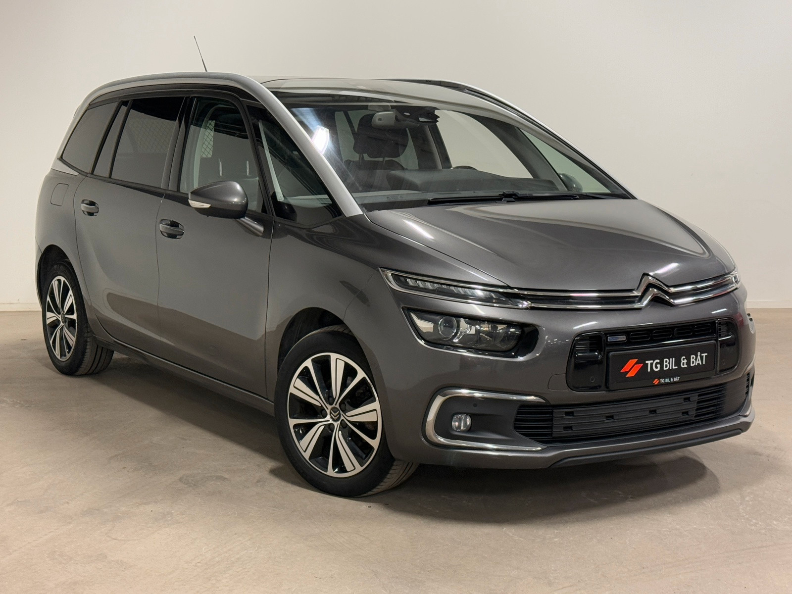 Citroen C4 Picasso 1,2 131HK AUT 7SETER - JBL/MASSASJE/NAVI/KROK/PANO/DAB+ 2