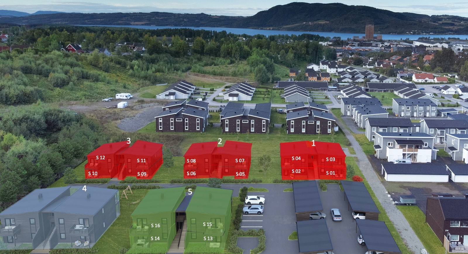 Ledige enheter er merket med grønt. Solgte med rødt og gråblå er senere salgstrinn