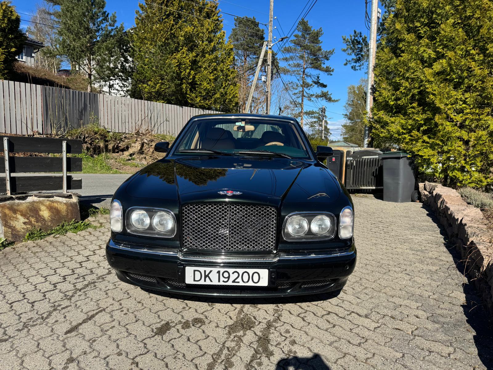 Brukt Bentley Arnage 6.8