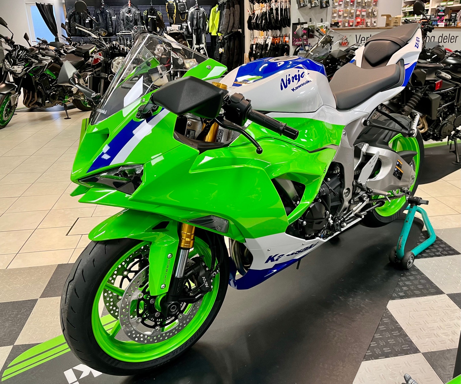 Til salgs: Kawasaki ZX6-R 40 Anniversary Edition - 2024 | FINN.no