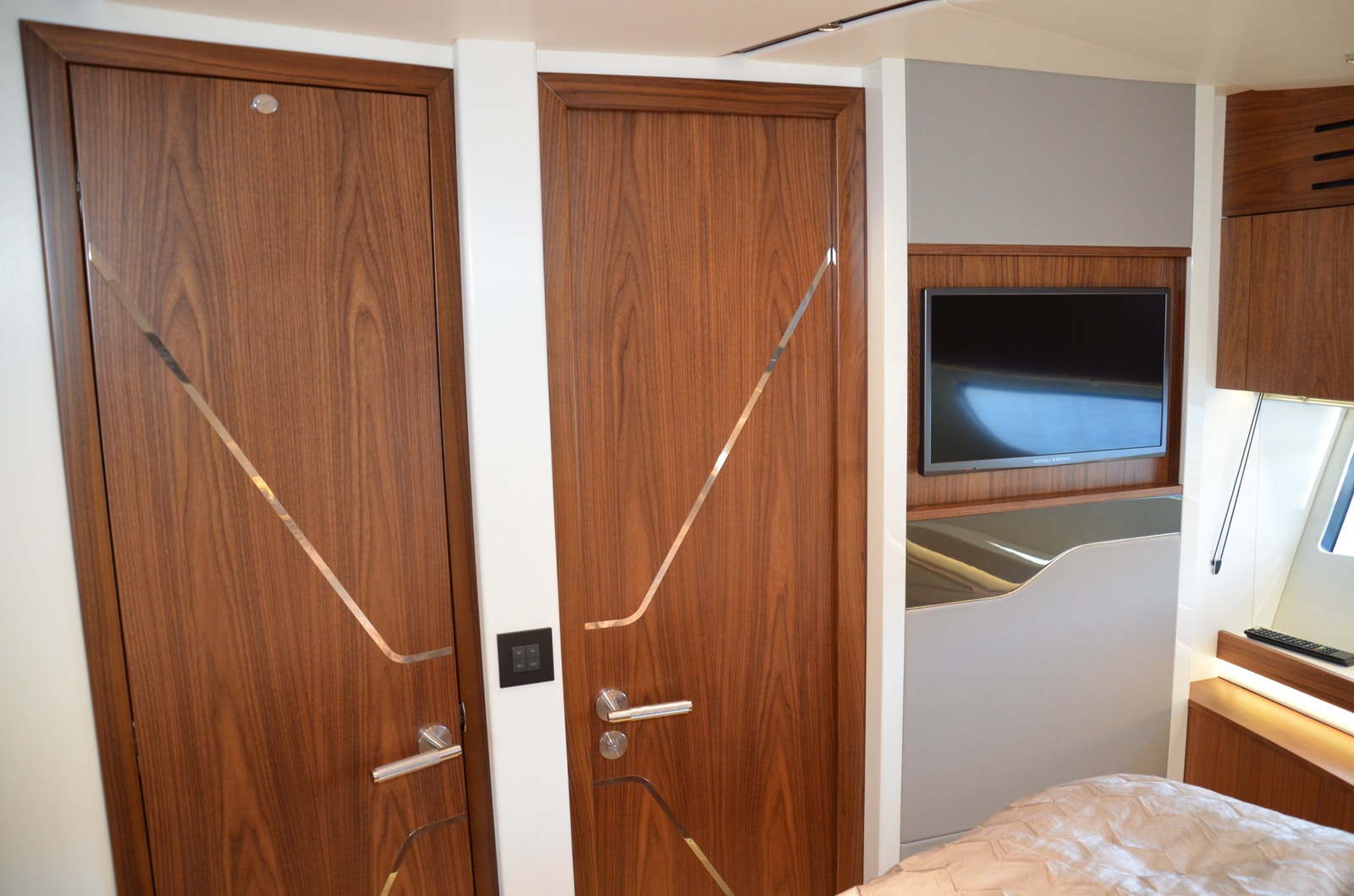 Sunseeker Predator 60 EVO