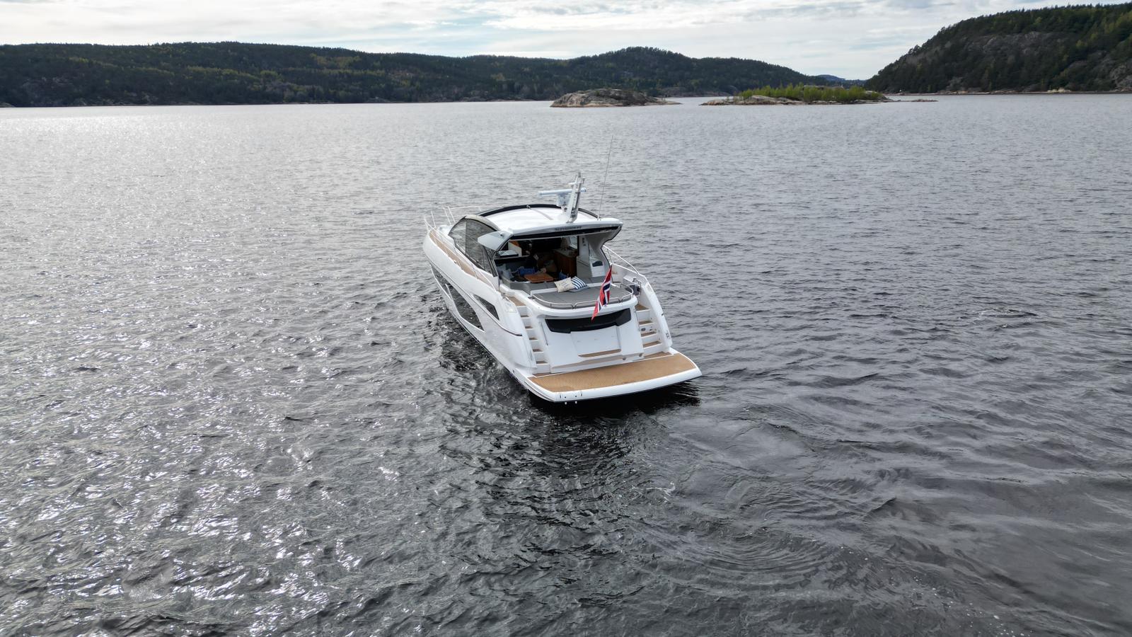 Sunseeker Predator 60 EVO