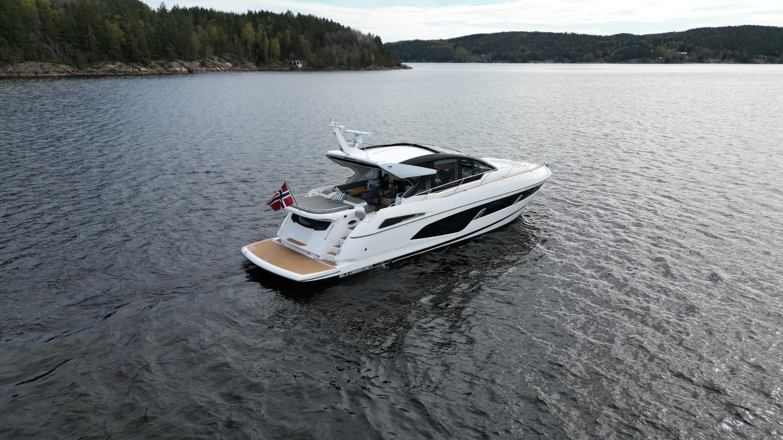 Sunseeker Predator 60 EVO