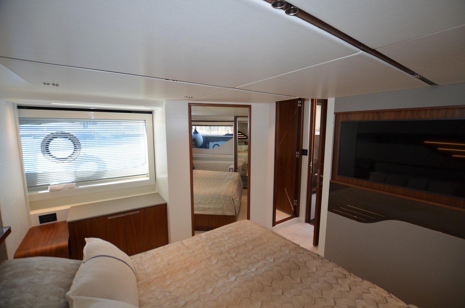 Sunseeker Predator 60 EVO