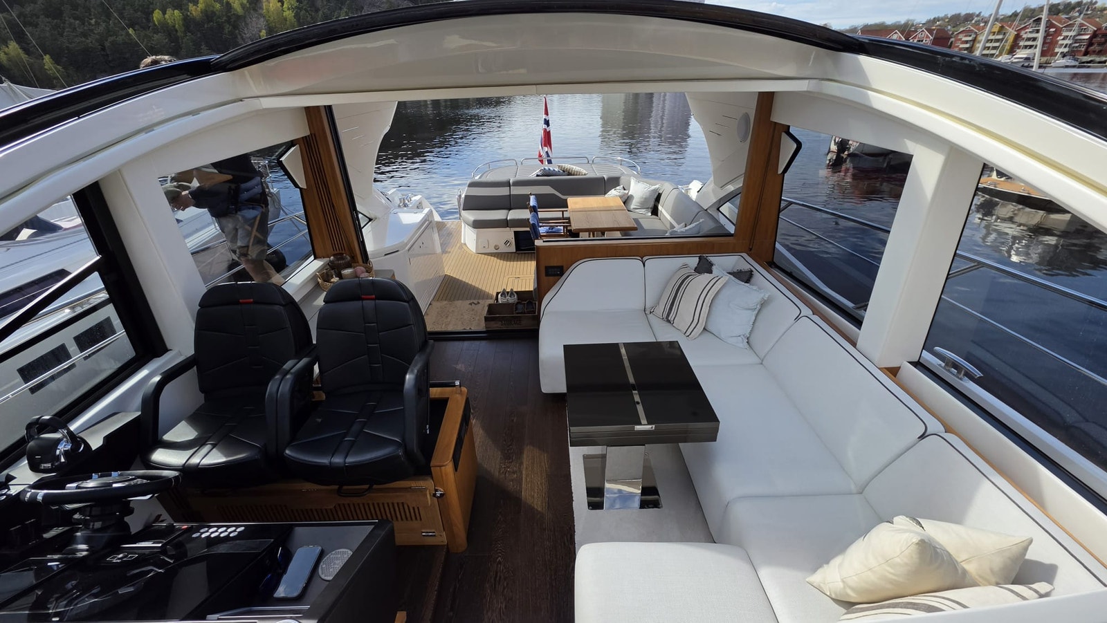 Sunseeker Predator 60 EVO