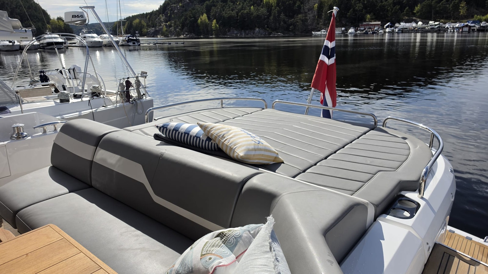 Sunseeker Predator 60 EVO
