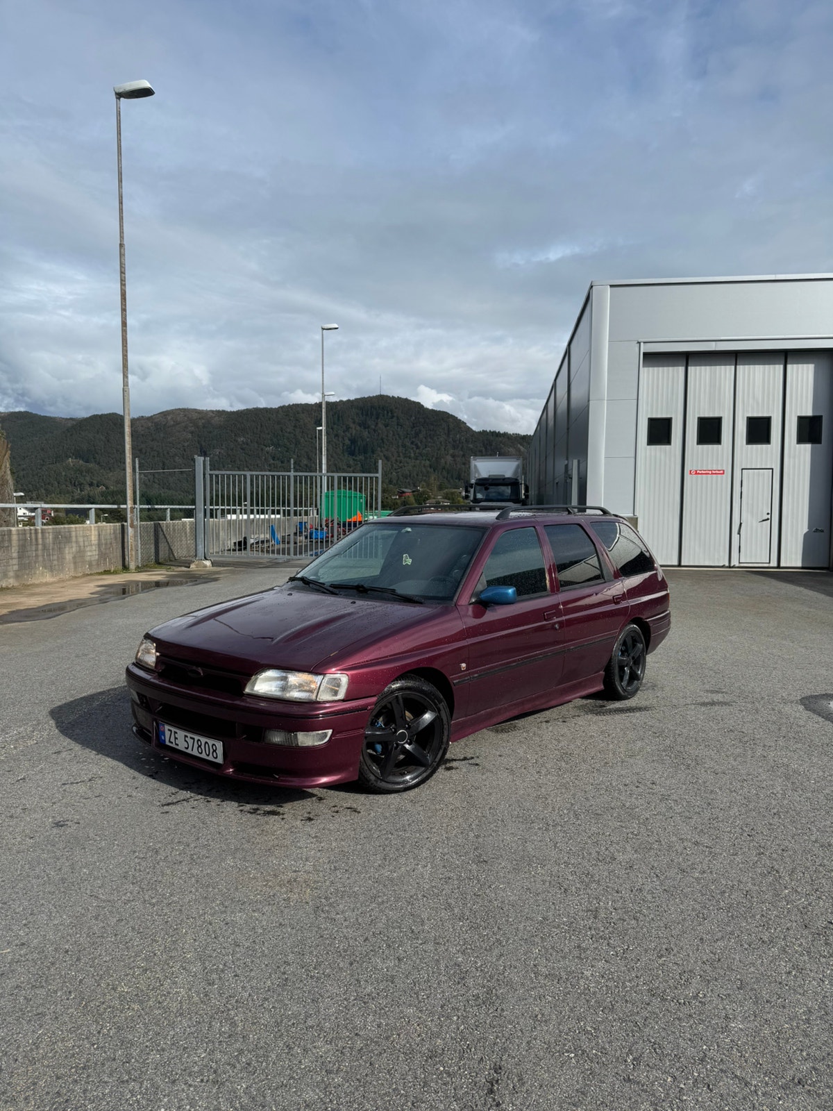 Brukt Ford Escort 1.8
