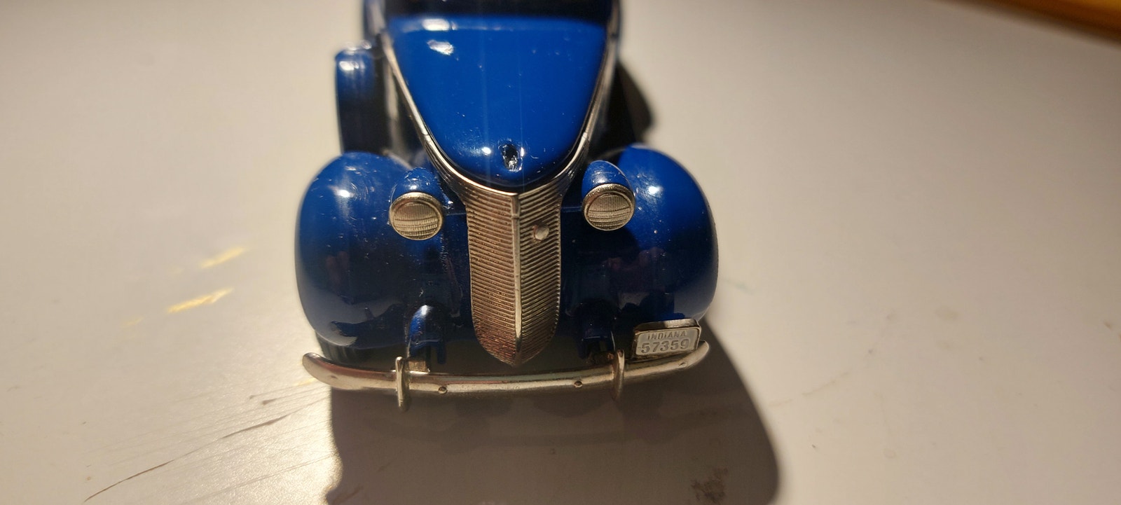 Studebaker - Coupé Express Pick-Up 1937 - Lucky Die Cast - 1/18 - Autos