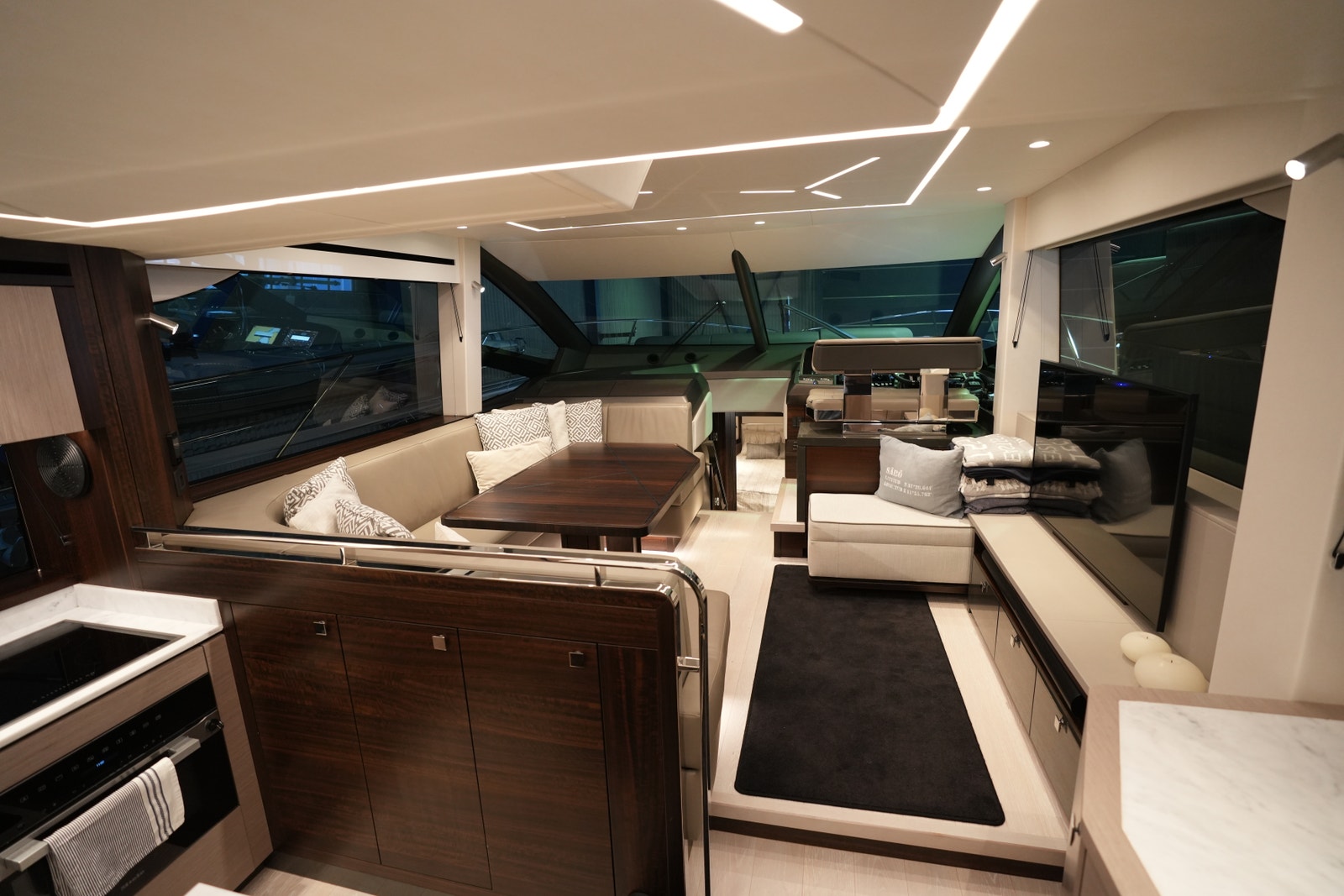 Sunseeker Manhattan 55