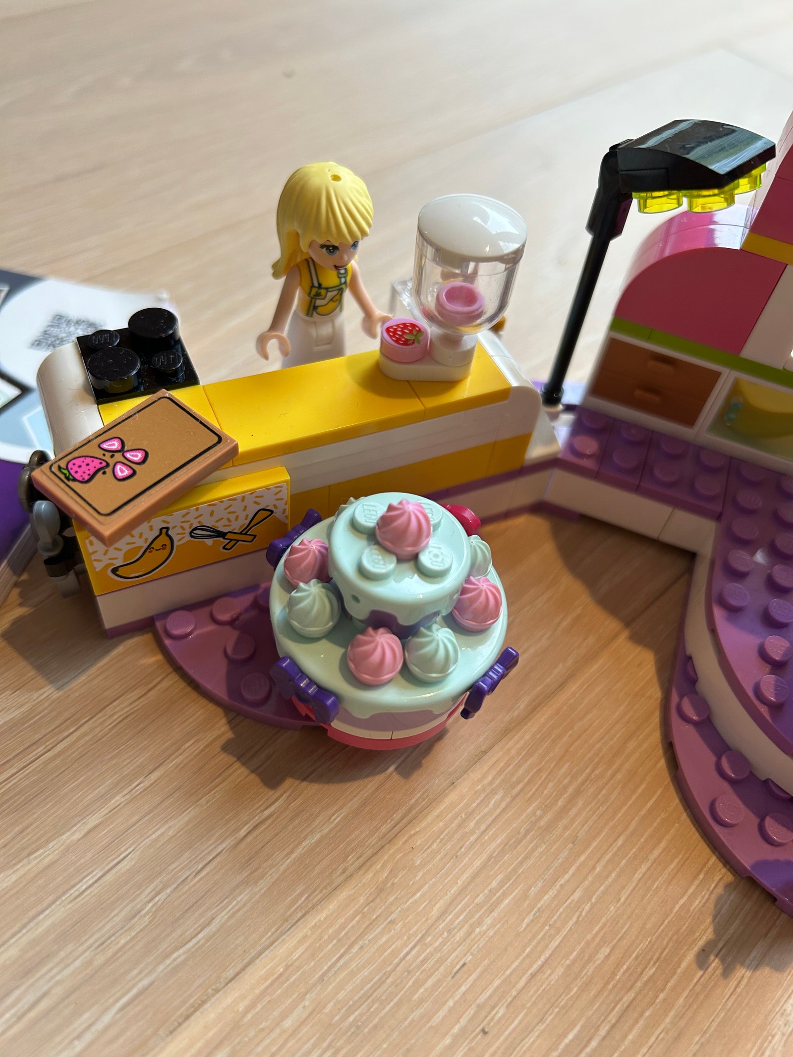 Cakes Cupcakes Lego 41393 Friends Baking Competition Stores LEGO