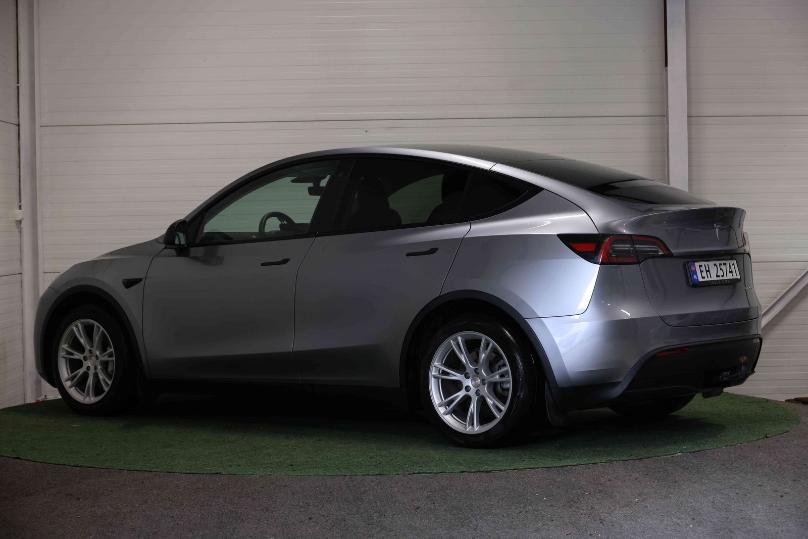 Hovedbilde av Tesla Model Y