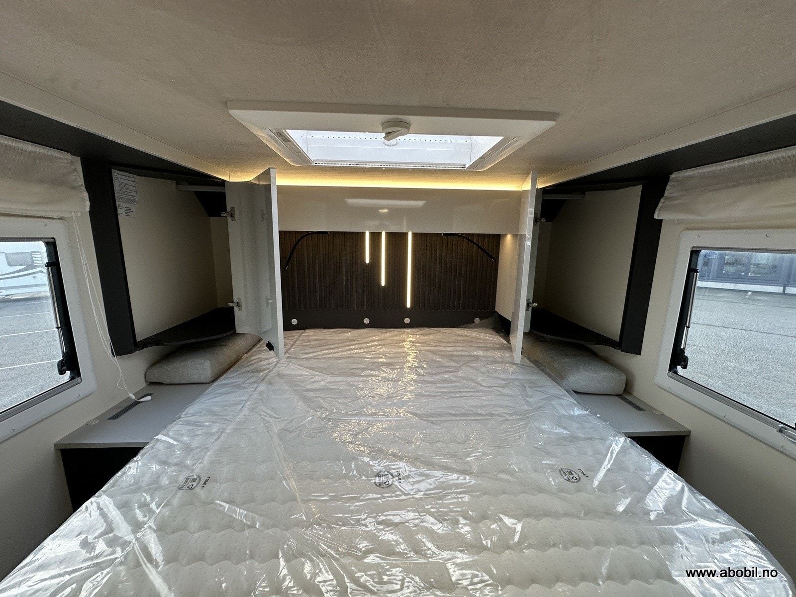 Gallery image 38