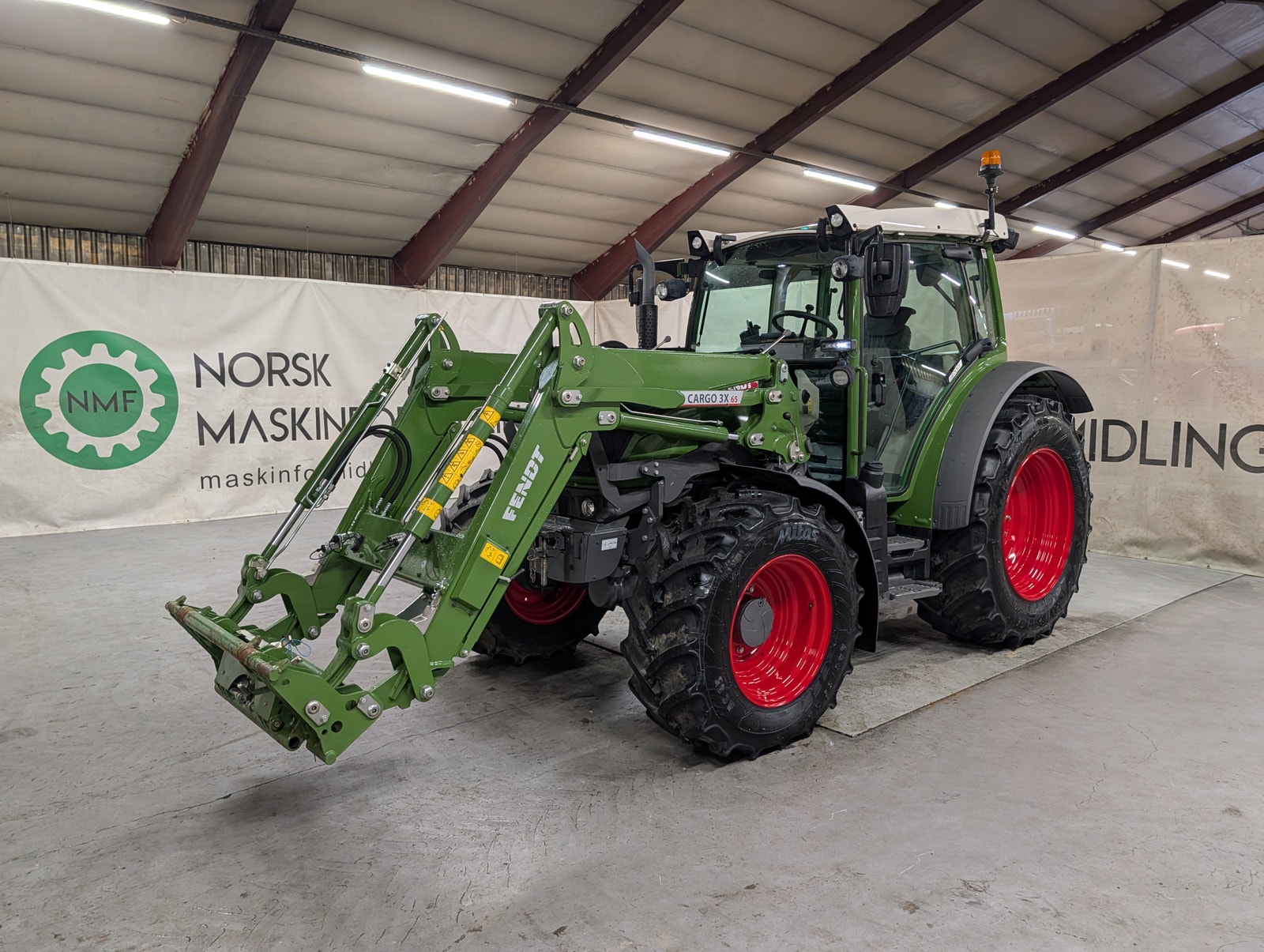 Fendt 211 Vario Profi (2021)