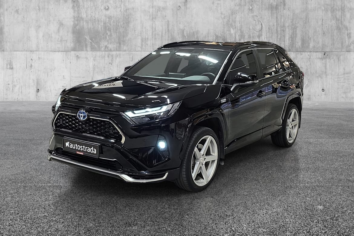 Toyota RAV4 Plug-in Hybrid Velholdt/20" sommerhjul/ 2022, 41 200 km, kr 449 000,-