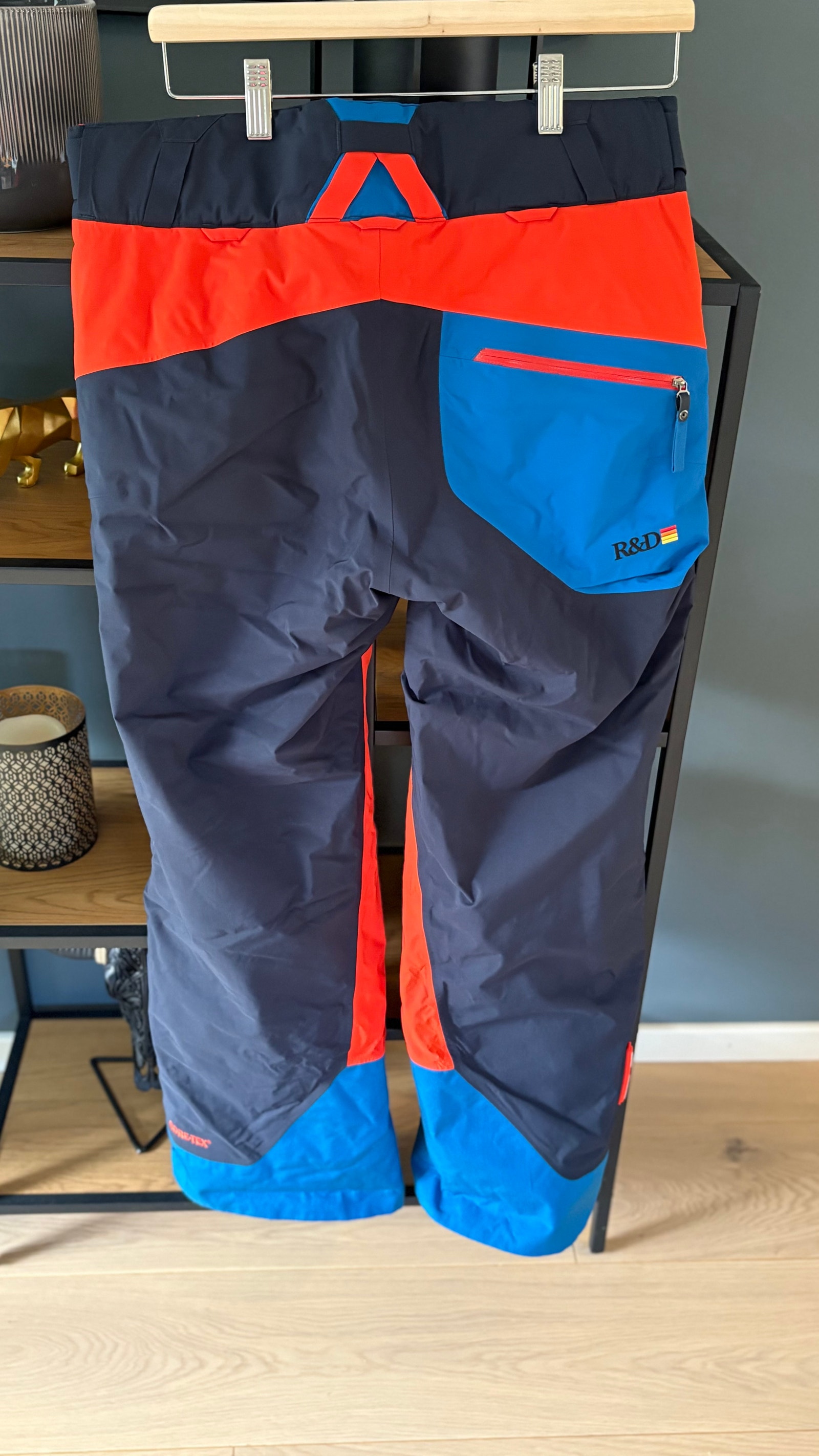 Peak Performance Gore-tex alpint/snowboard bukse, Str S FINN-torget