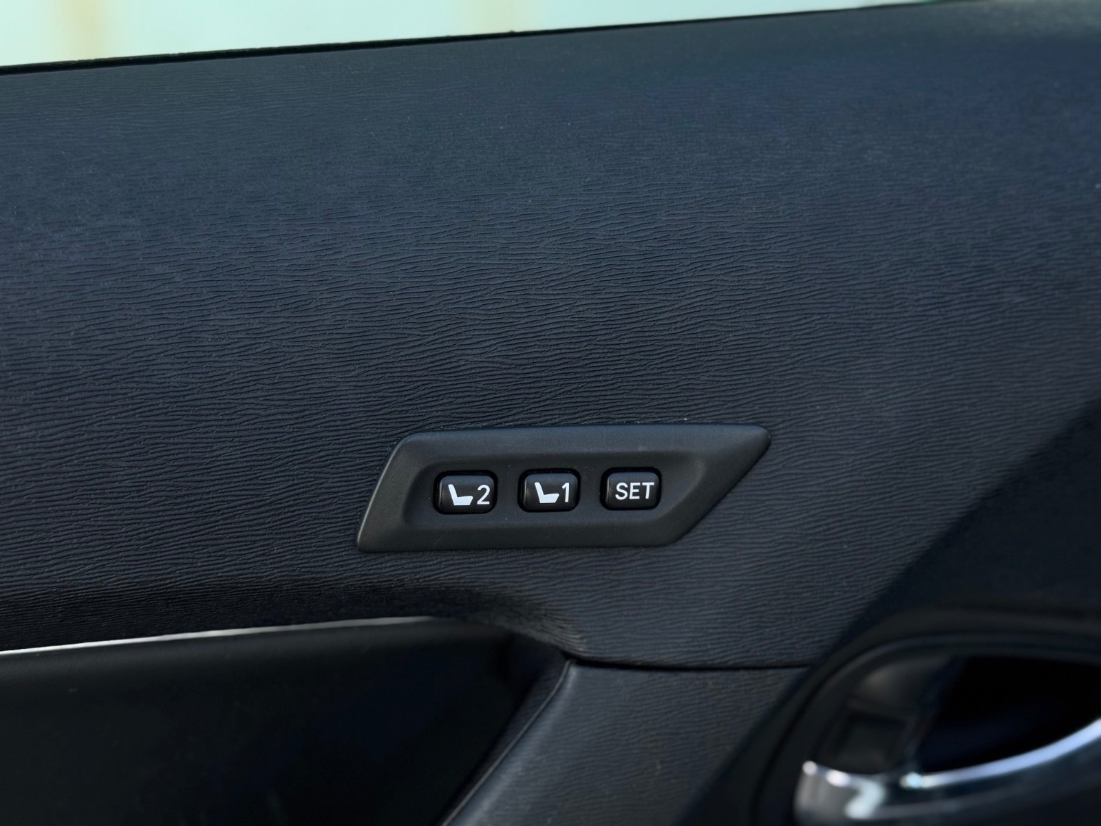 Hovedbilde av Toyota Avensis