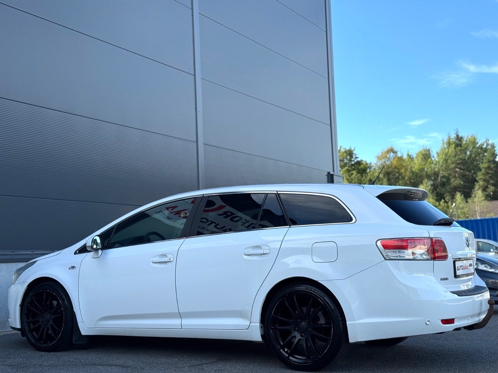 Hovedbilde av Toyota Avensis