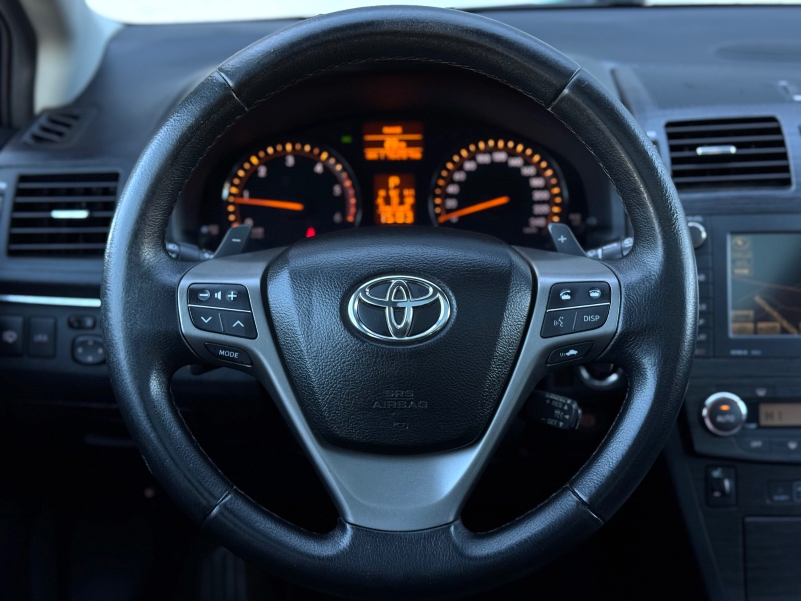 Hovedbilde av Toyota Avensis