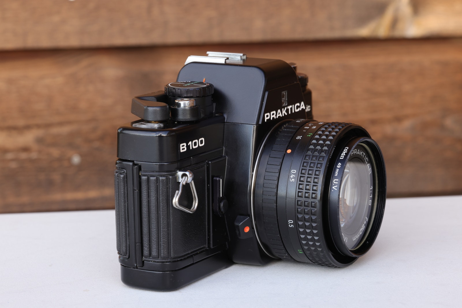 b100 camera praktica b100 price