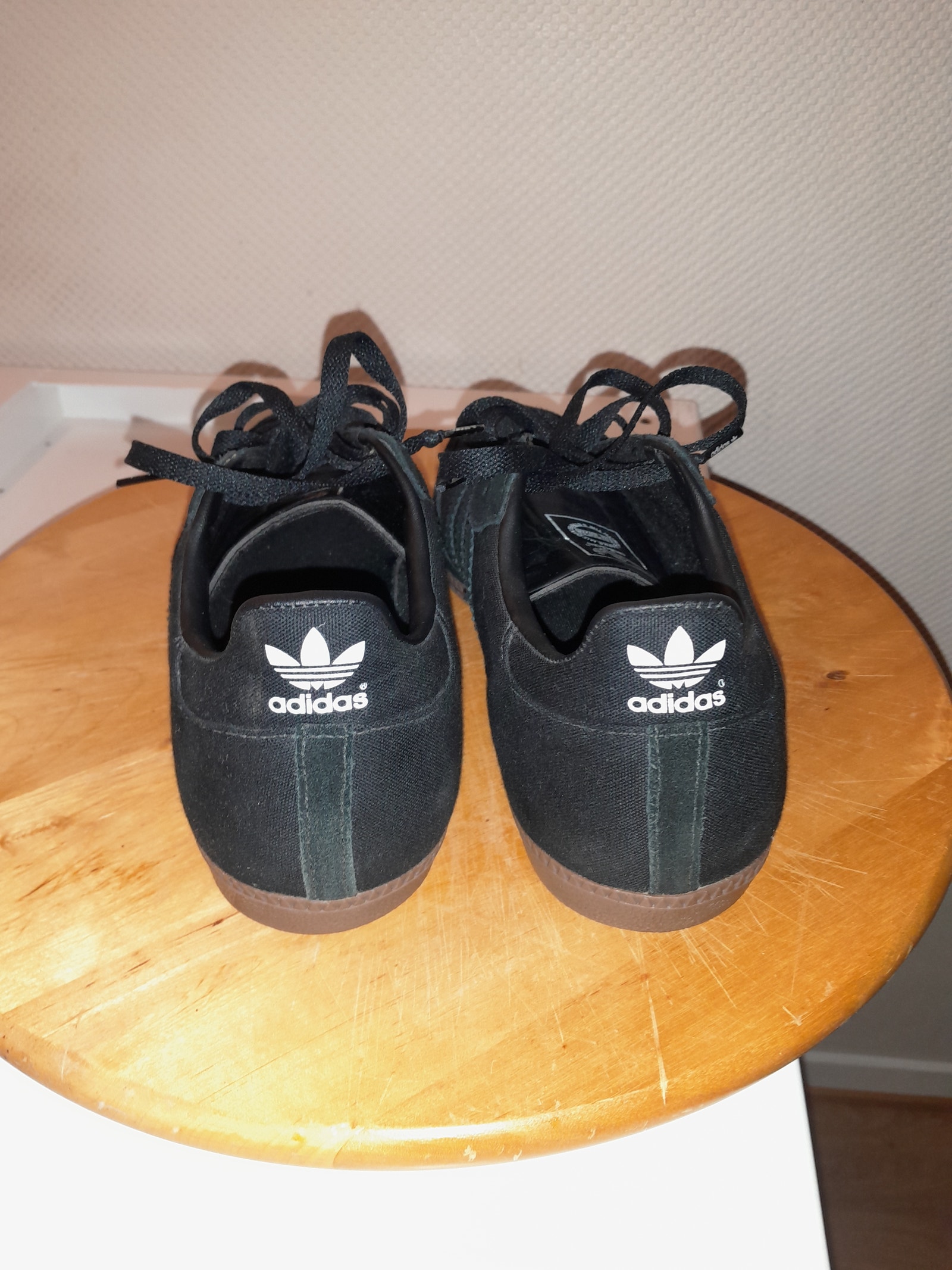 Adidas samba sko selges FINN-torget