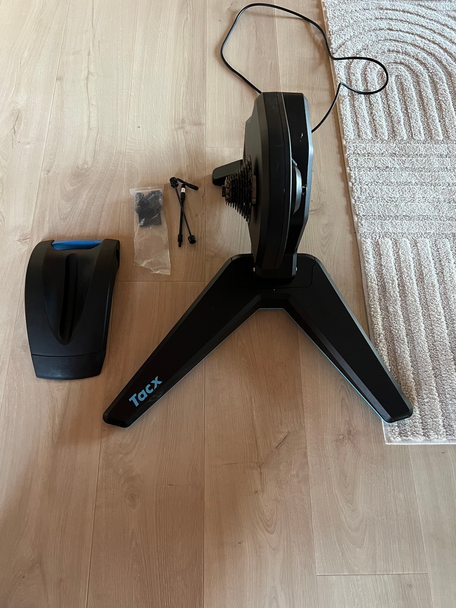 tacx flux smart t2980 FINN-torget