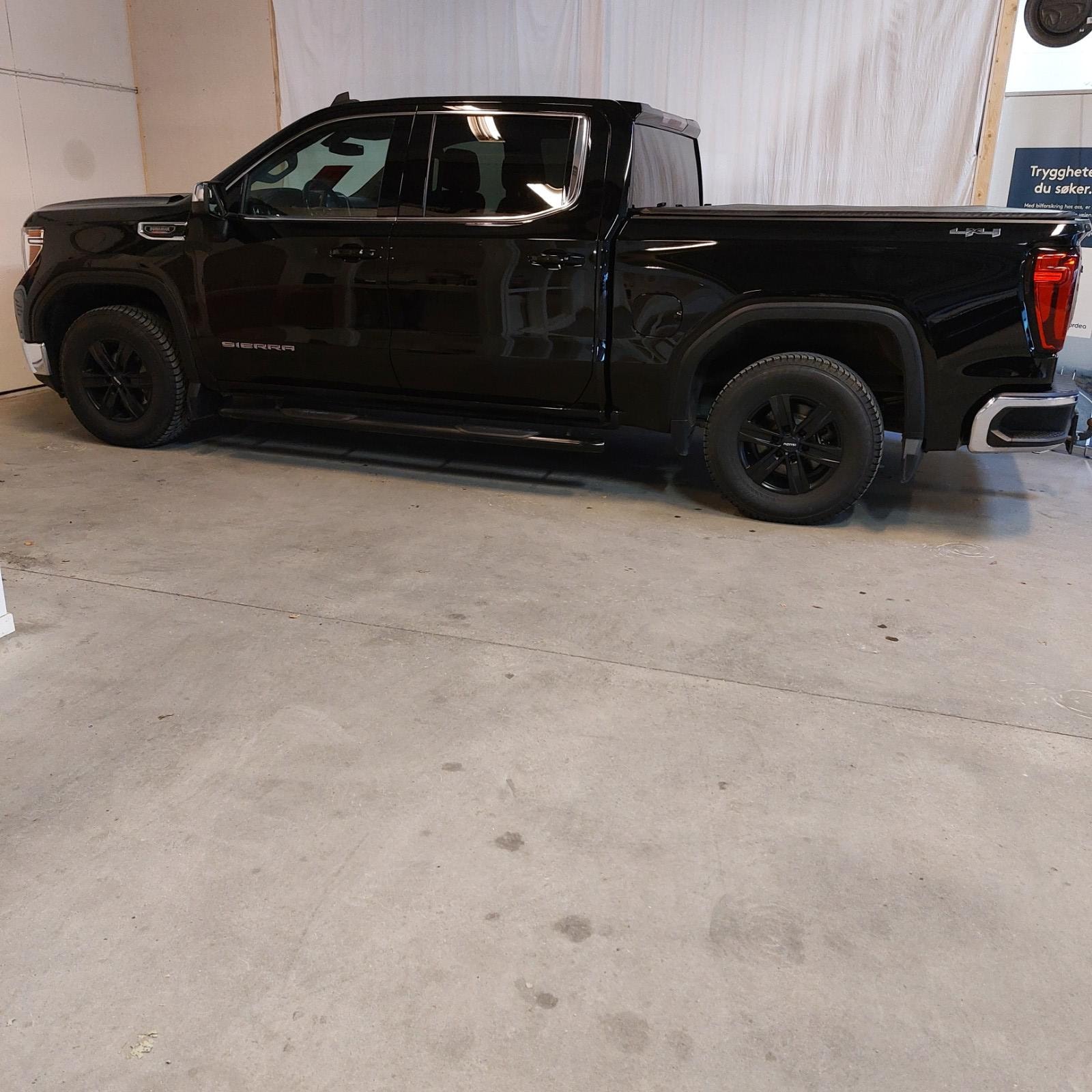 Hovedbilde av GMC Sierra