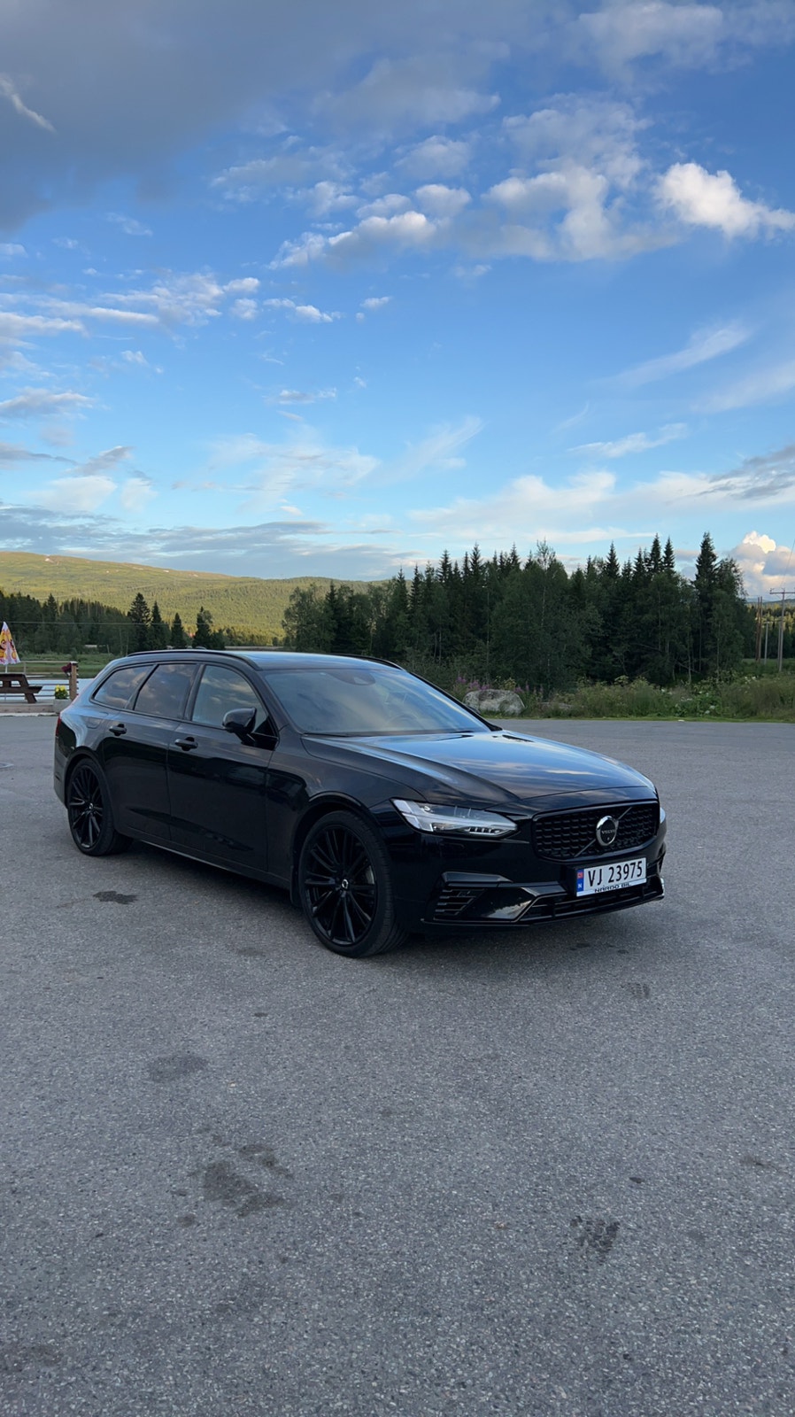 Volvo V90
