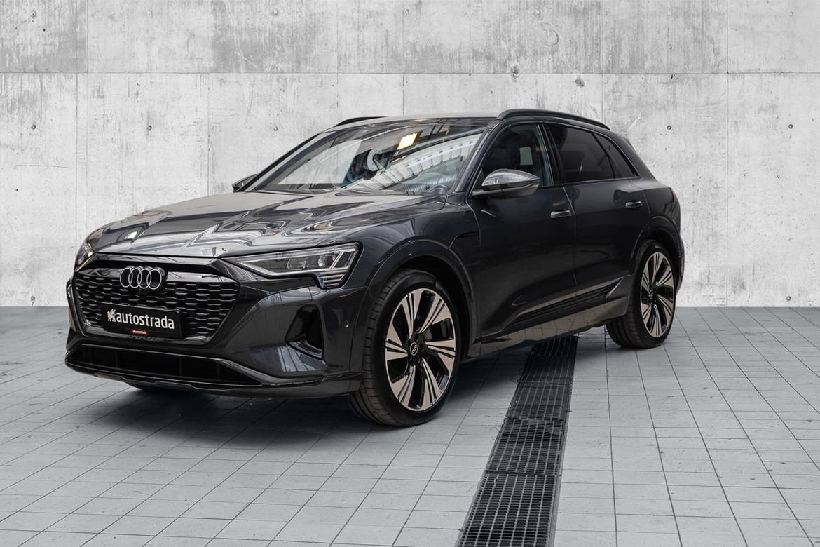 Audi Q8 e-tron 55 quattro - 22" hjul|Sort optikk|Hengerfeste|ACC|++ 2024, 19 000 km, kr 649 000,-
