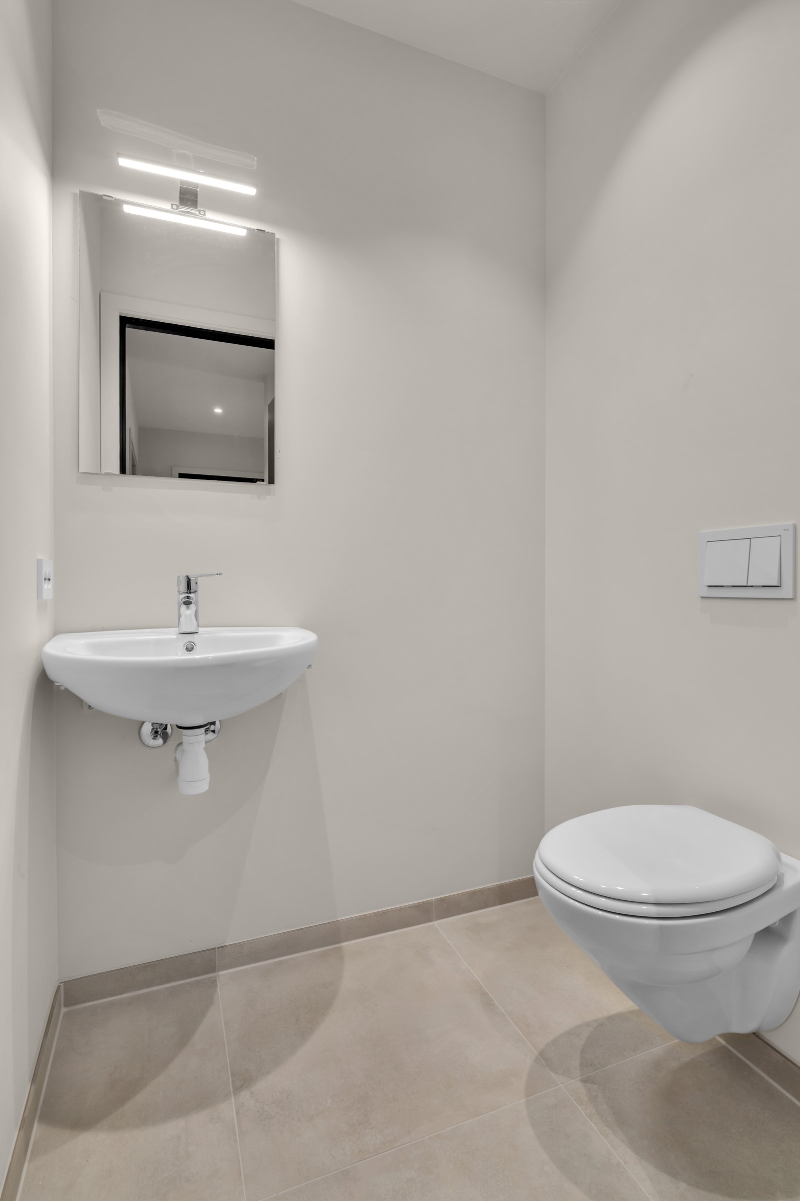 Toalett i hoveddel 1.etasje