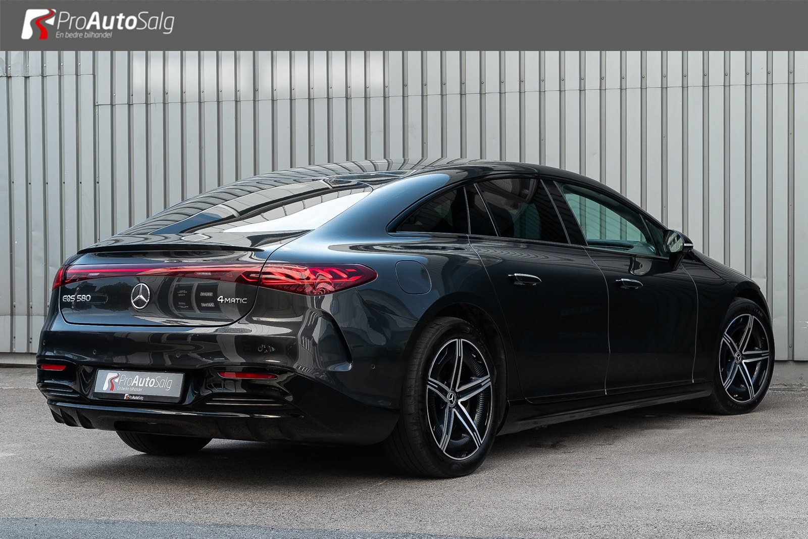 Hovedbilde av Mercedes-Benz EQS