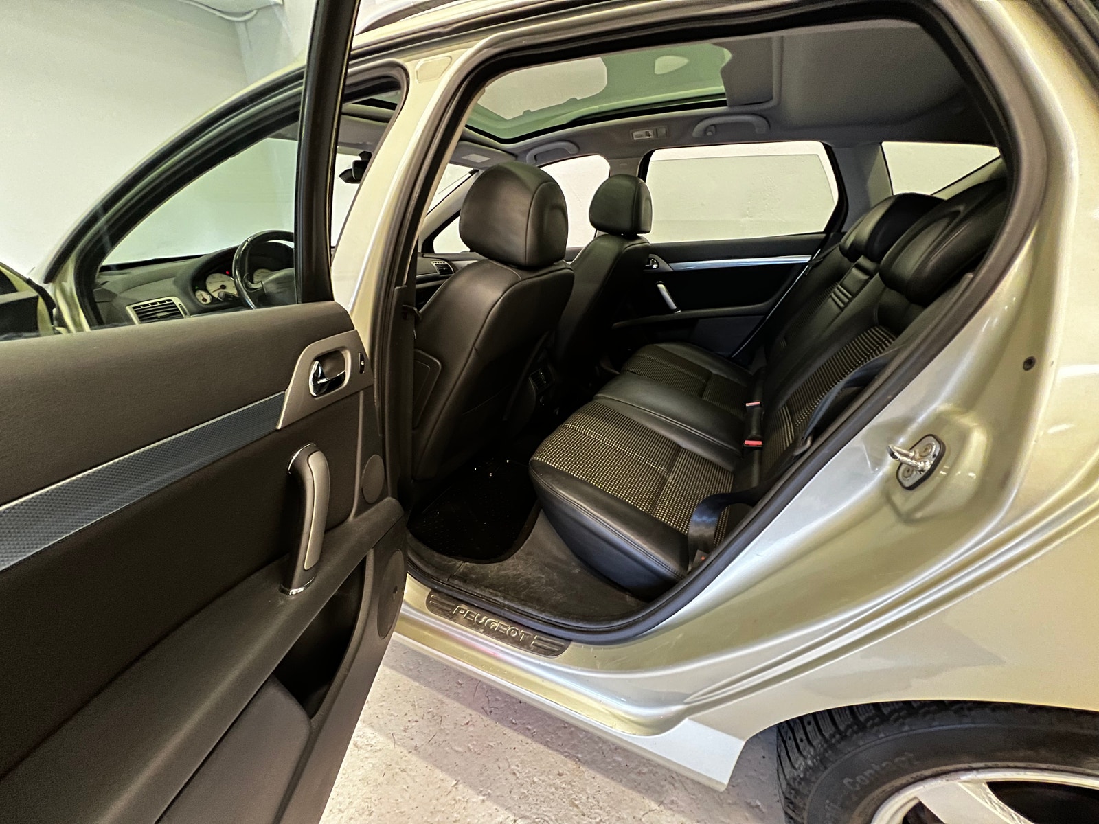 Bruktbil til salgs: Peugeot 407 2005 Hvit 140 hk