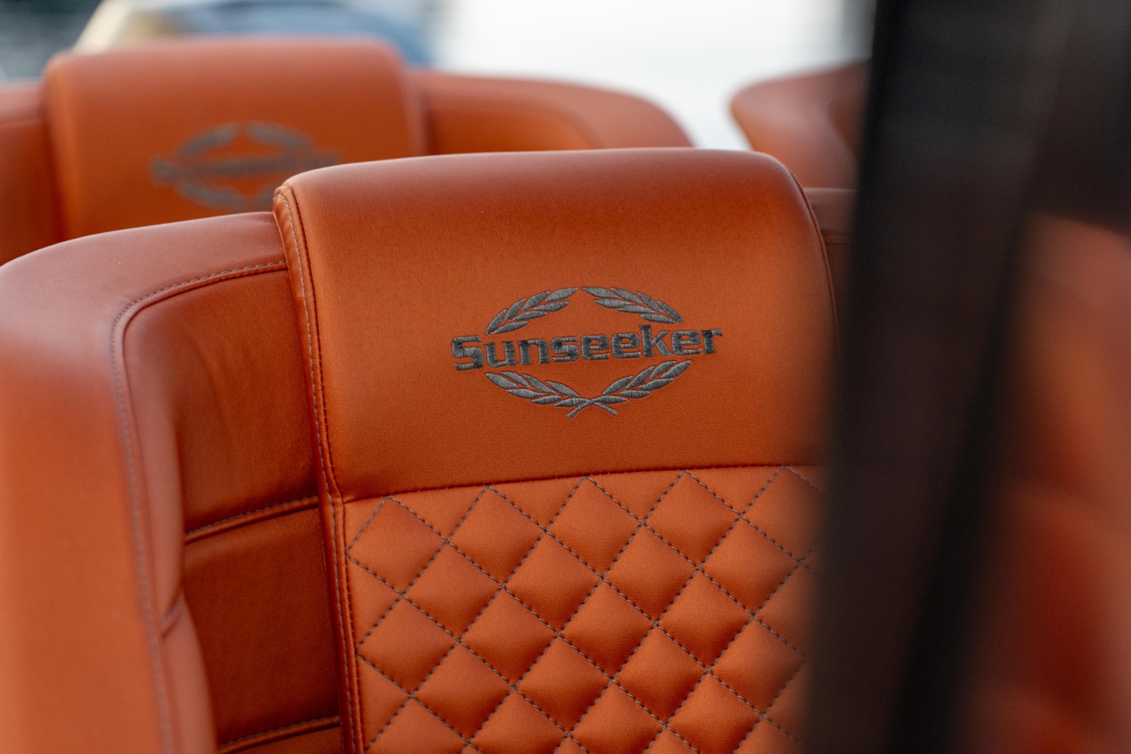 Sunseeker Hawk 38