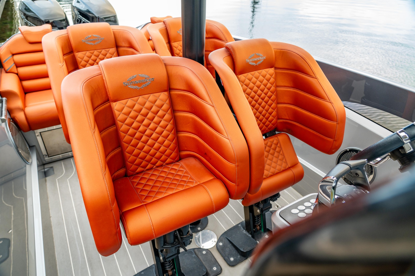 Sunseeker Hawk 38