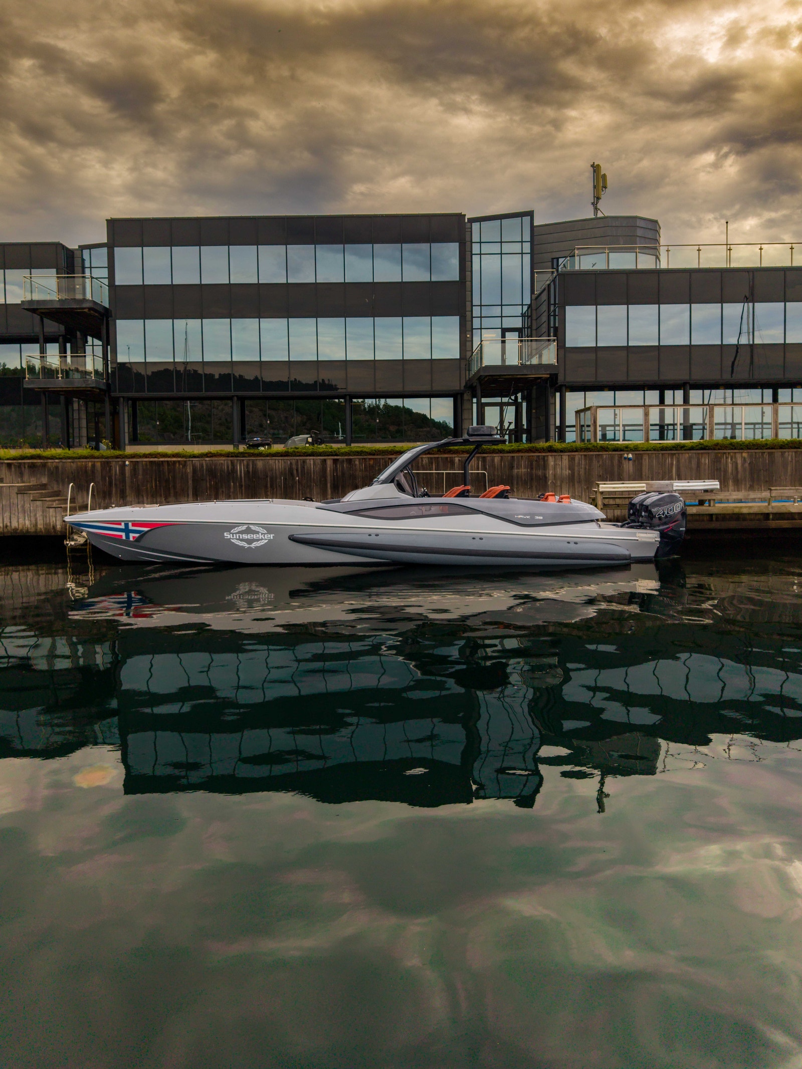 Sunseeker Sunseeker Hawk 38