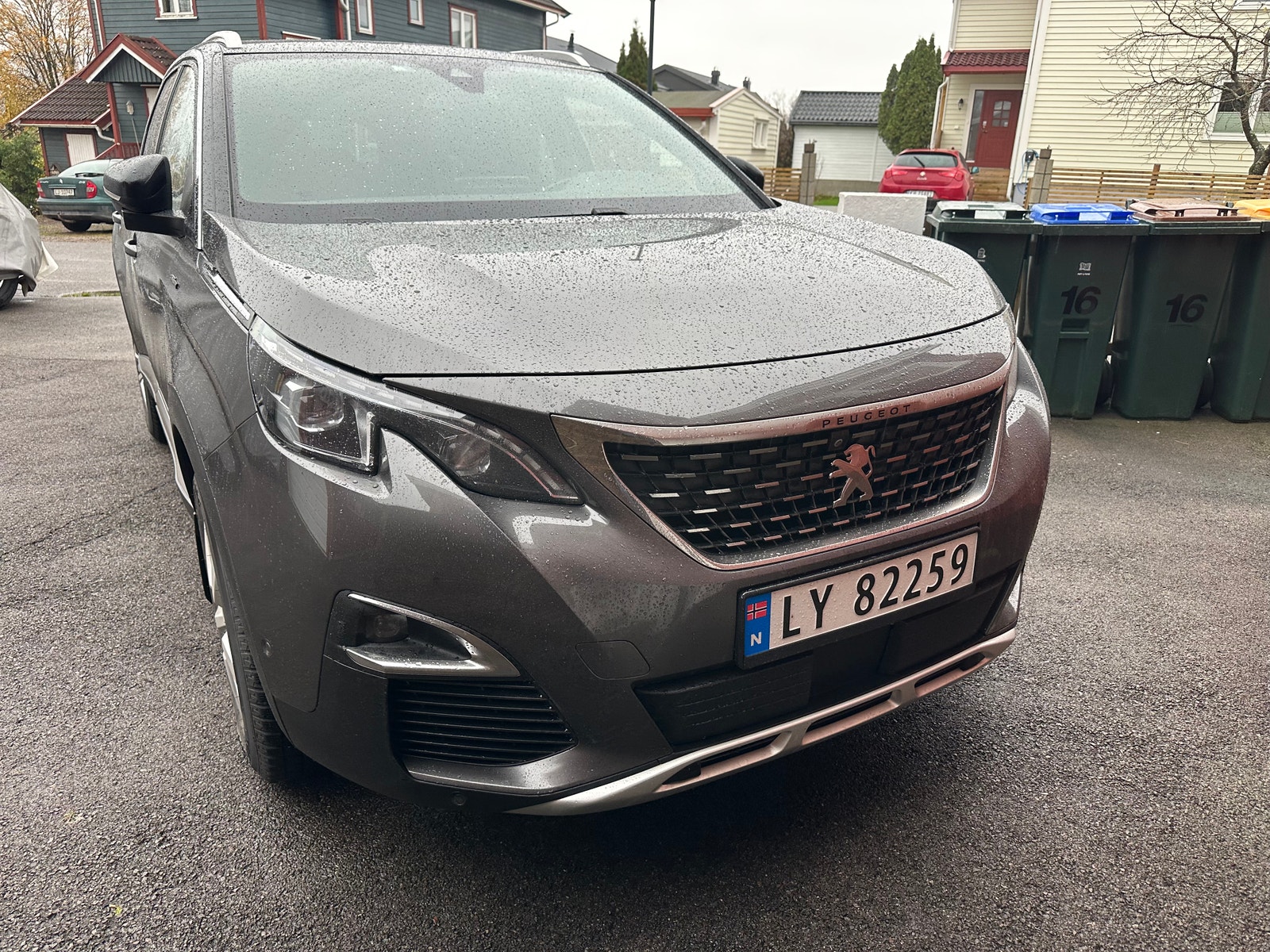 Peugeot 5008
