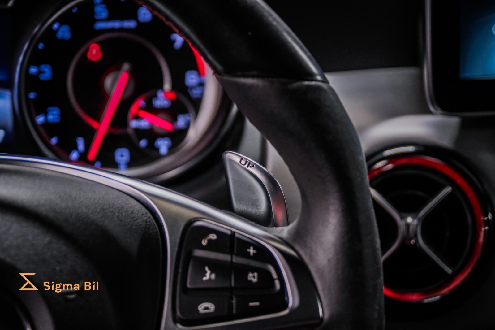 Bilde av Mercedes-Benz CLA