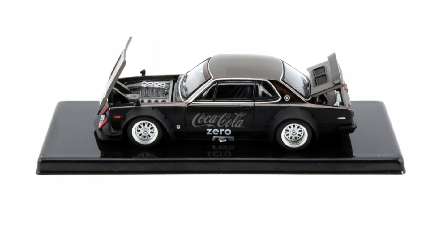 POPRACE 1/64 SKYLINE GT-R V8 DRIFT (HAKOSUKA) - Voiture Miniature Rouge Et Noir En Précommande