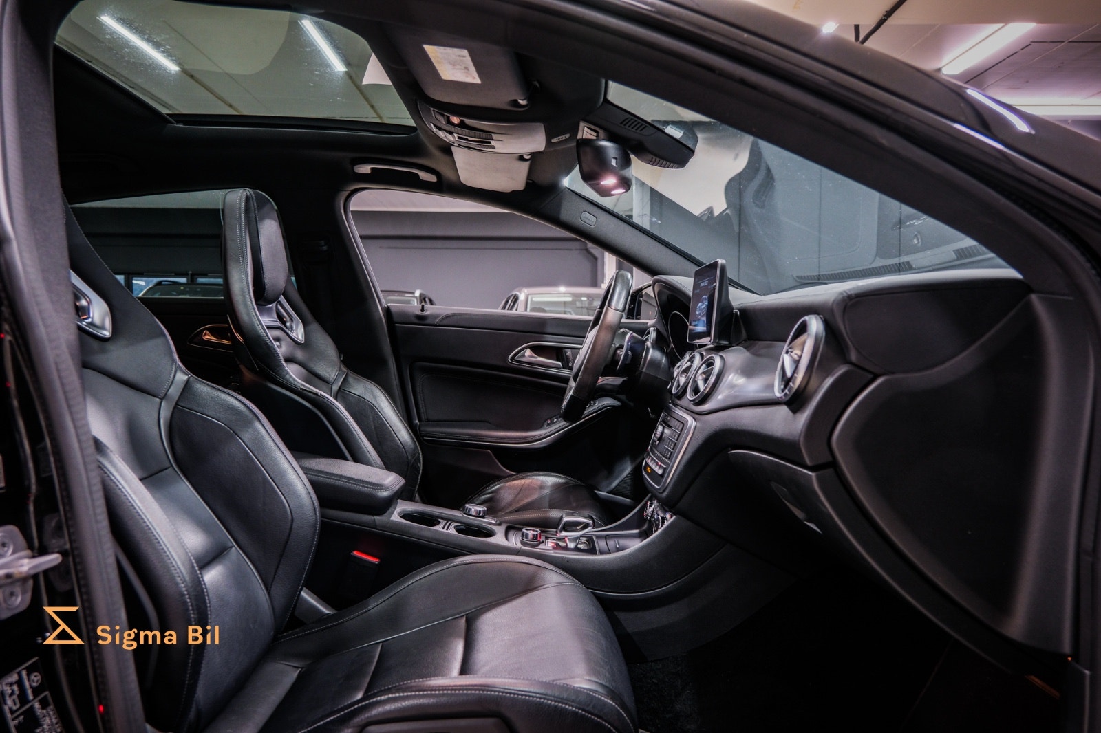 Bilde av Mercedes-Benz CLA