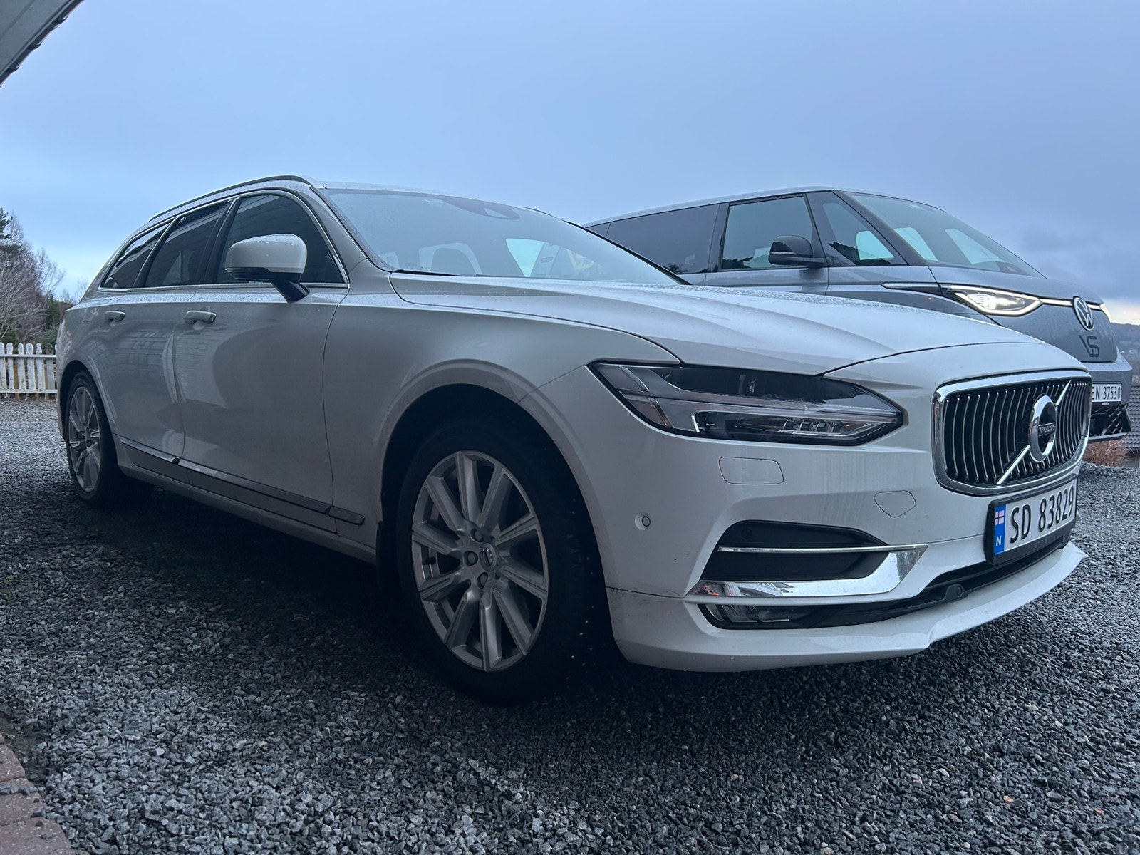 Volvo V90