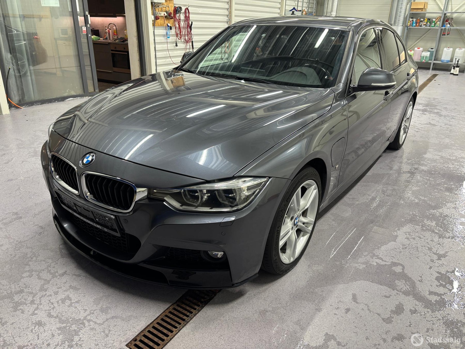 BMW 330e iPerformance