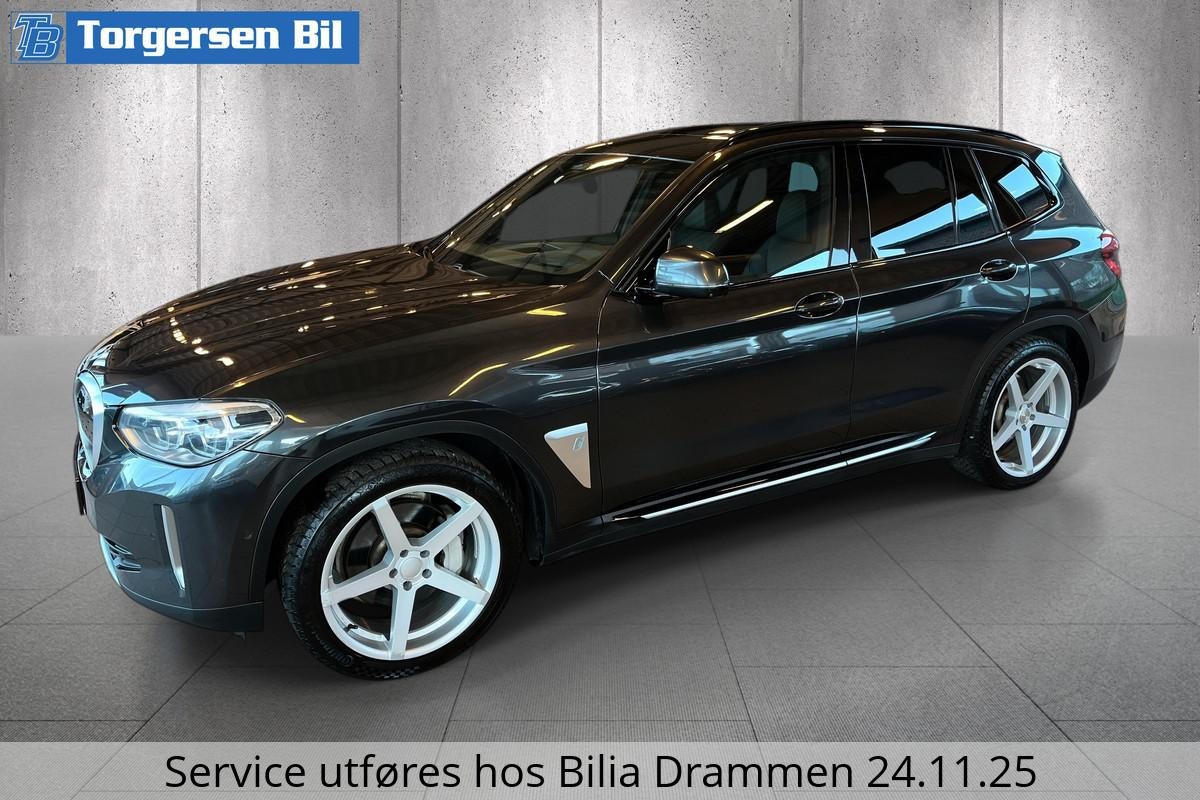 BMW iX3