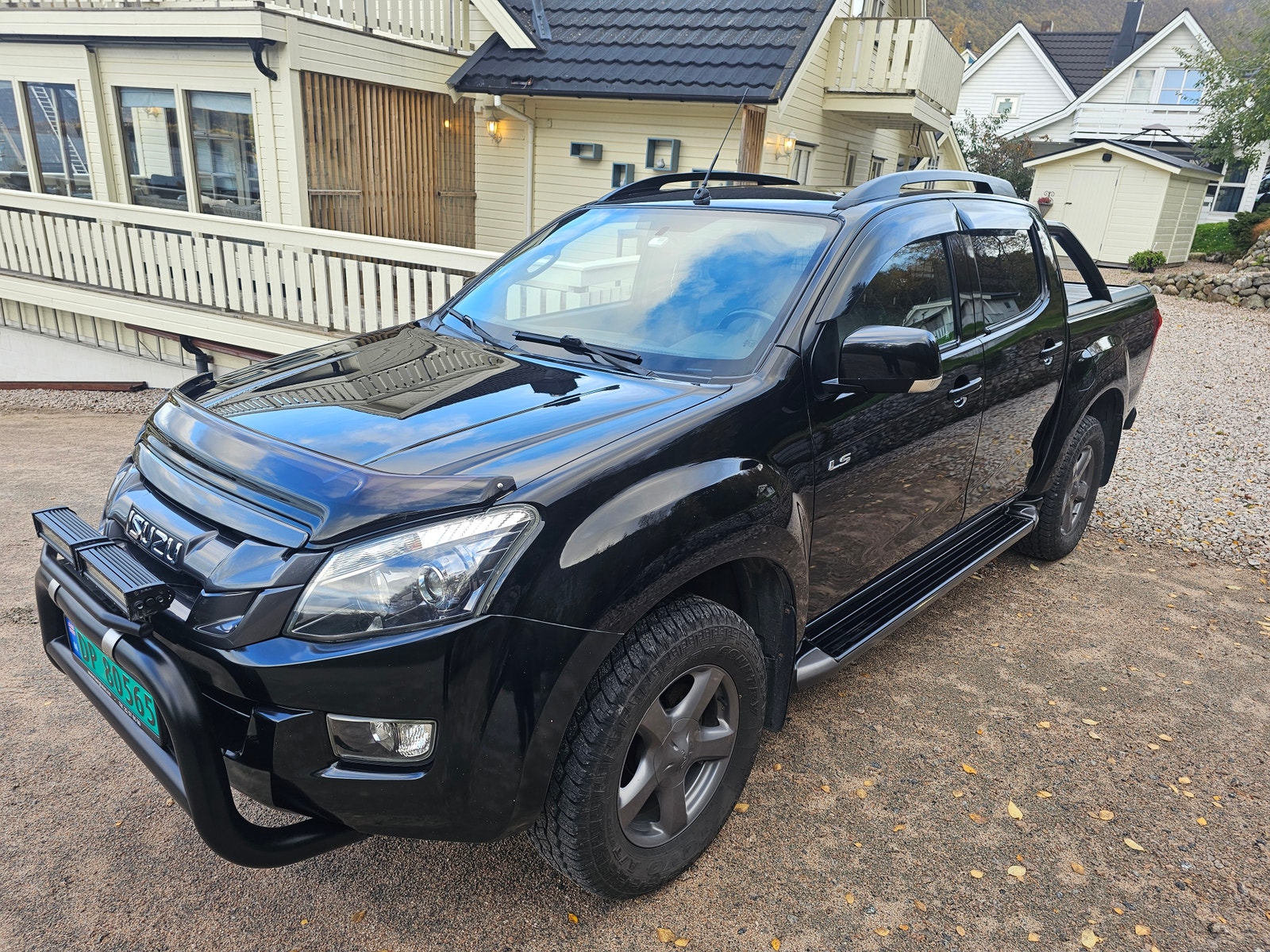 Isuzu D-max