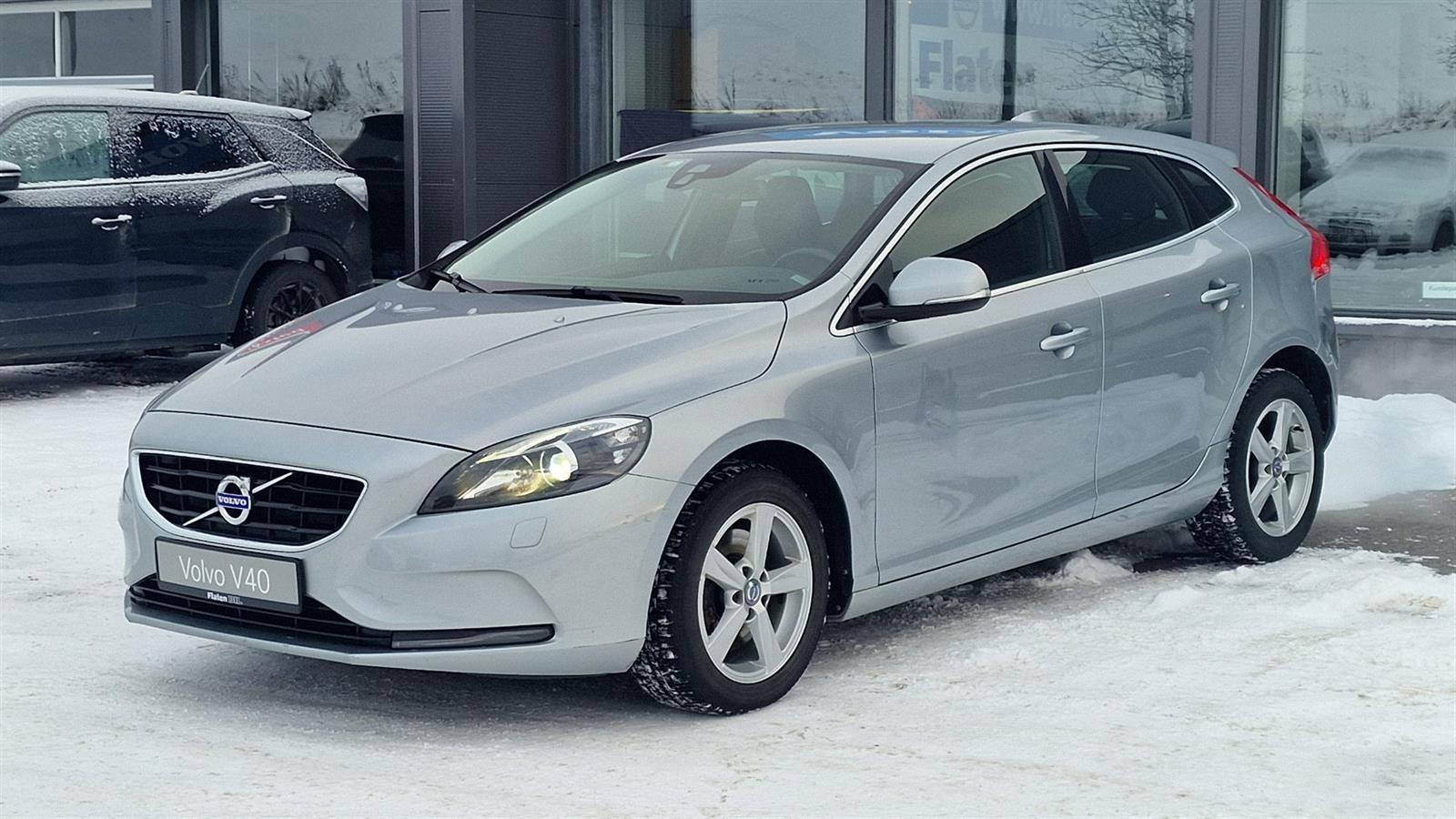 Volvo V40