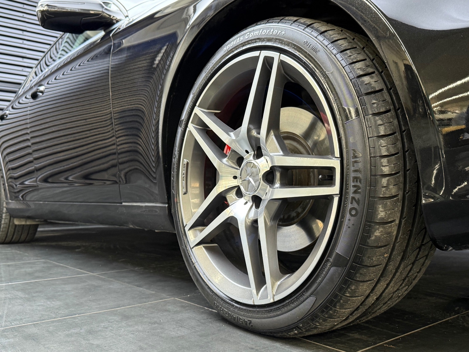 Hovedbilde av Mercedes-Benz CLS