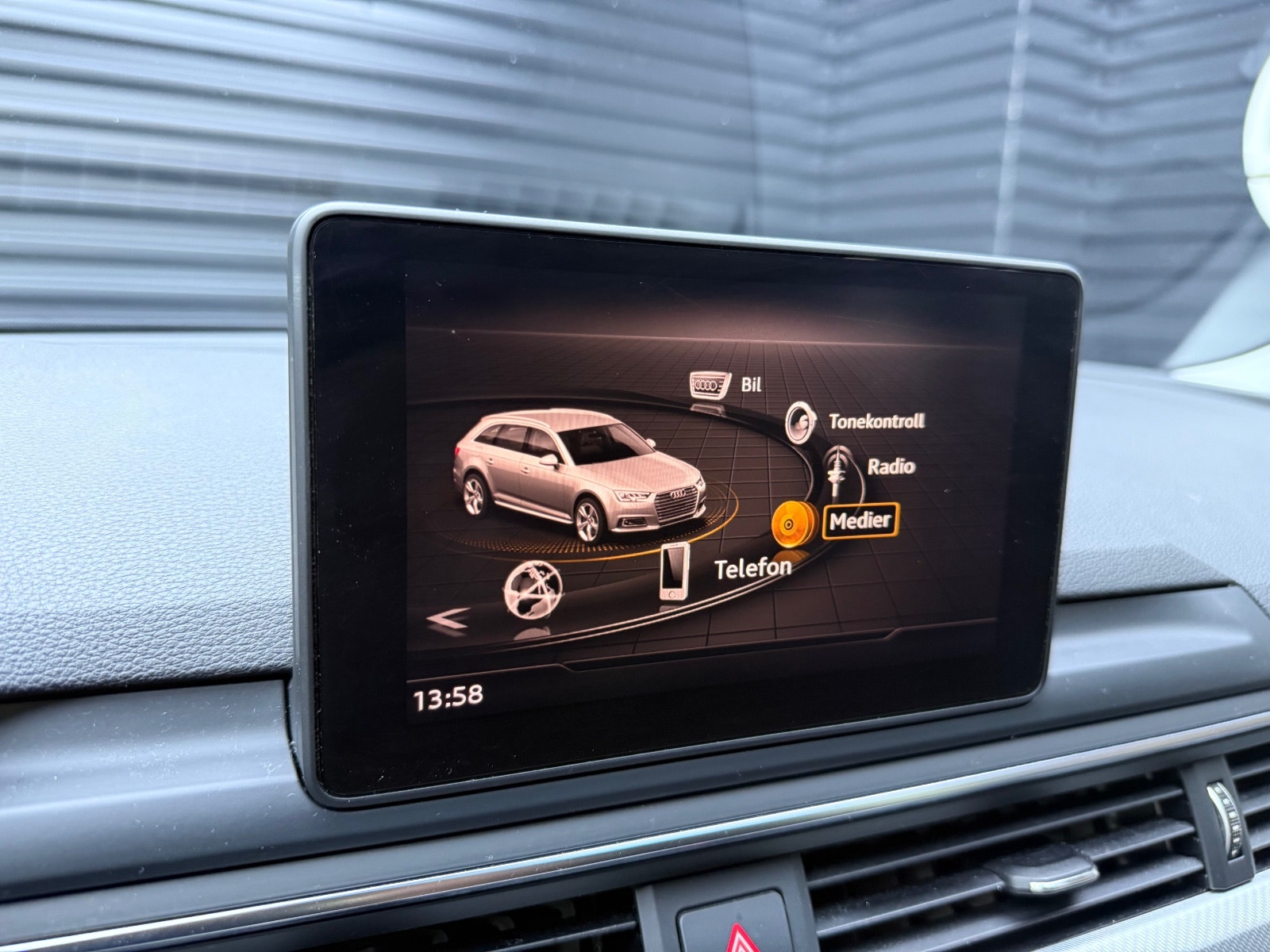 Hovedbilde av Audi A4