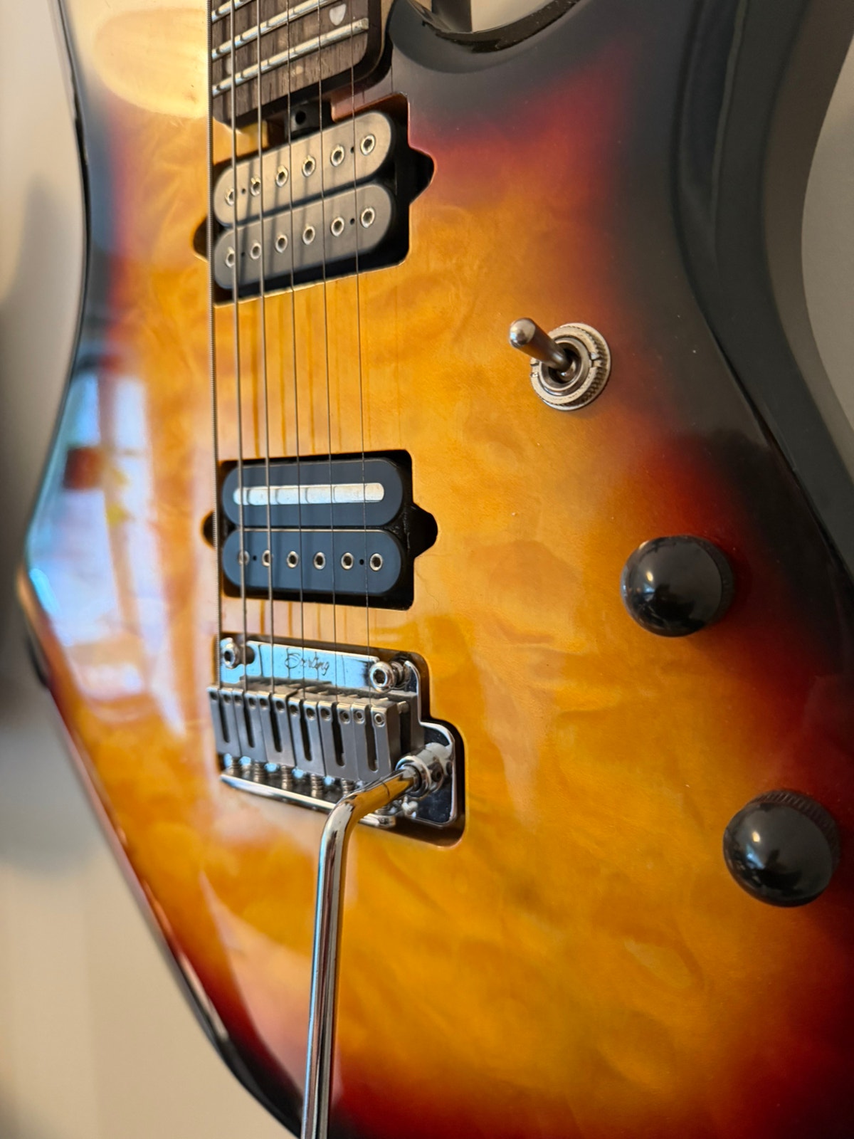 [訳あり]JP100D sterling by musicman エレキギター】Sterling by MUSICMANから新しいジョン・ペトルーシ