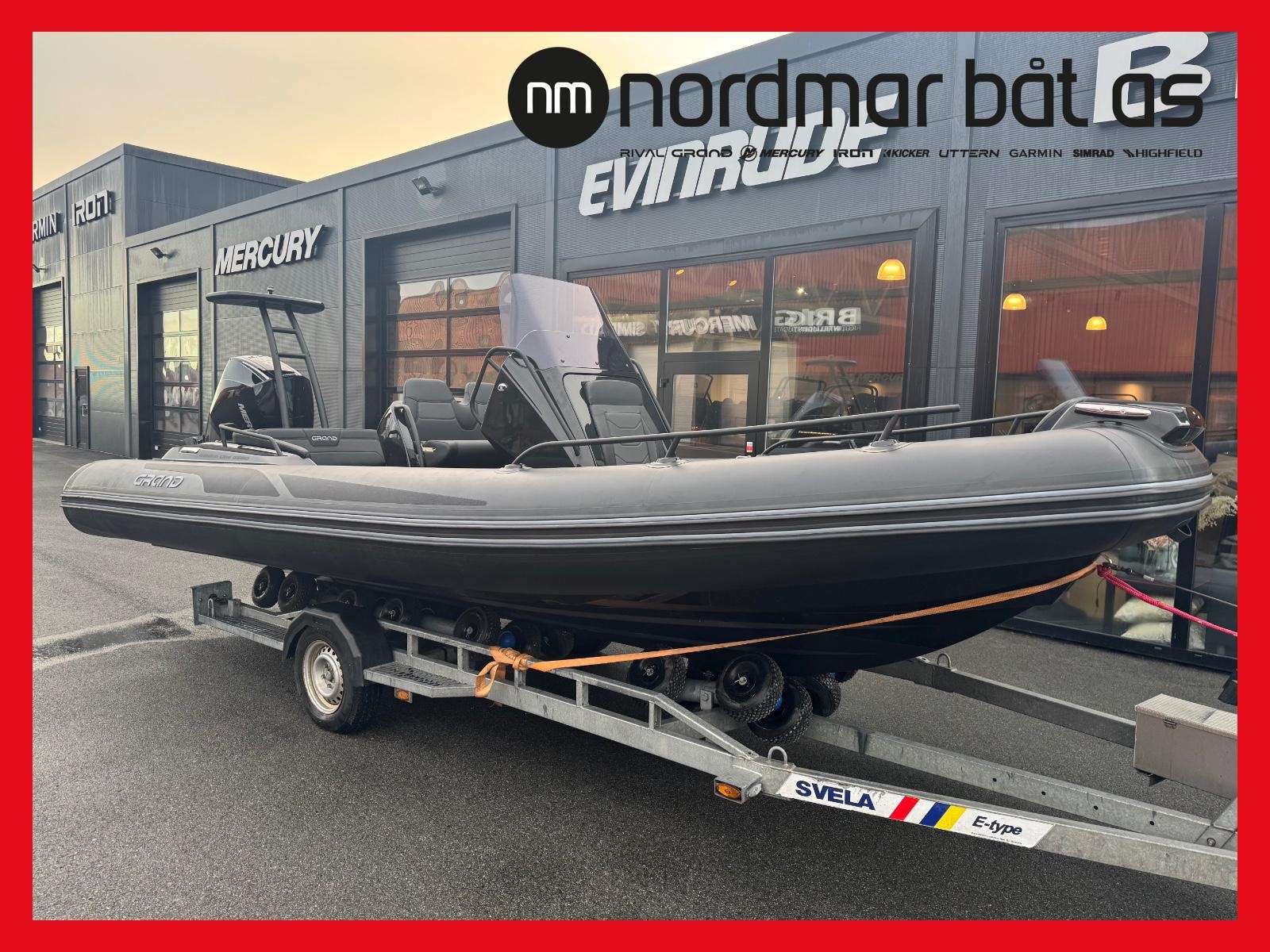 Bilde av 'Grand 680 Ultra Black Edition ( UBE ) - Mercury 150HK - ALLE GRAND I UTSTILLING'